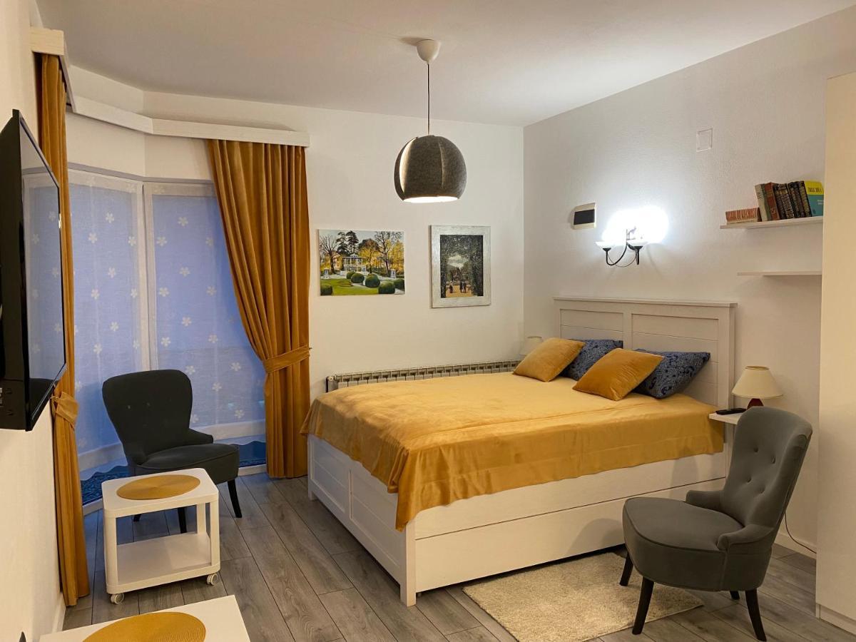 Studio Apartman Lora Lipik Exteriör bild