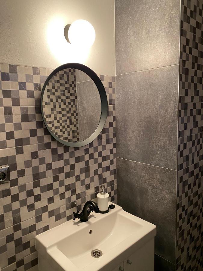 Studio Apartman Lora Lipik Exteriör bild